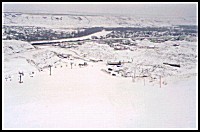 view from top of the
Drumheller ski hill - 94 kb